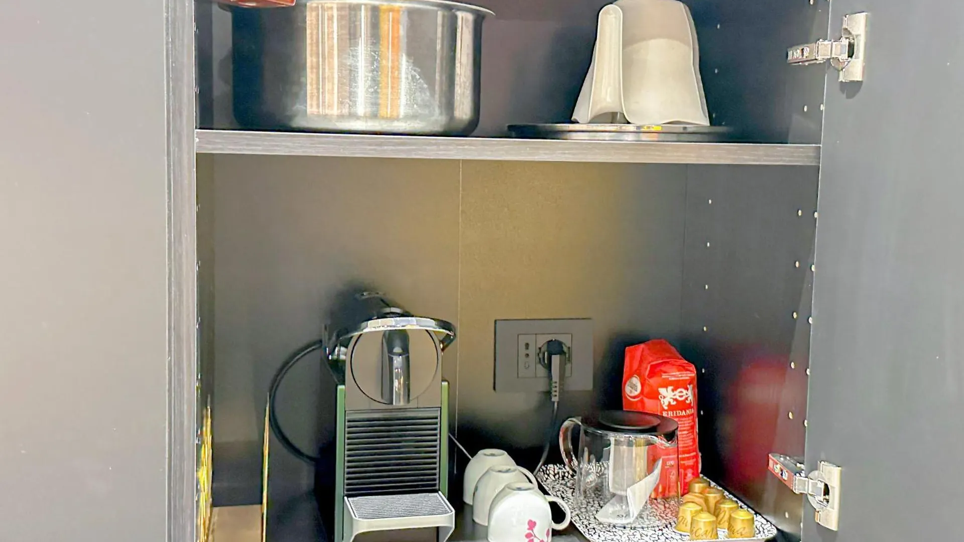 Ausonio Urban Suite - 3 Min Dal Naviglio Milan Apartment