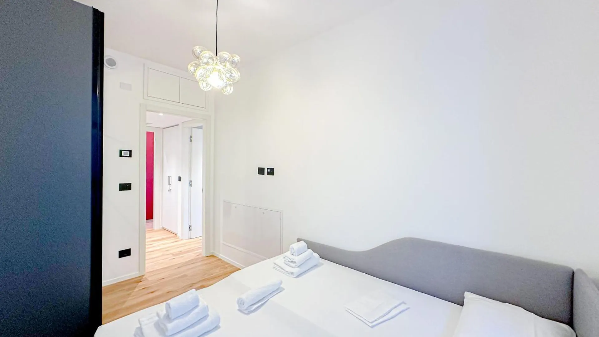 Ausonio Urban Suite - 3 Min Dal Naviglio Milan 0*,