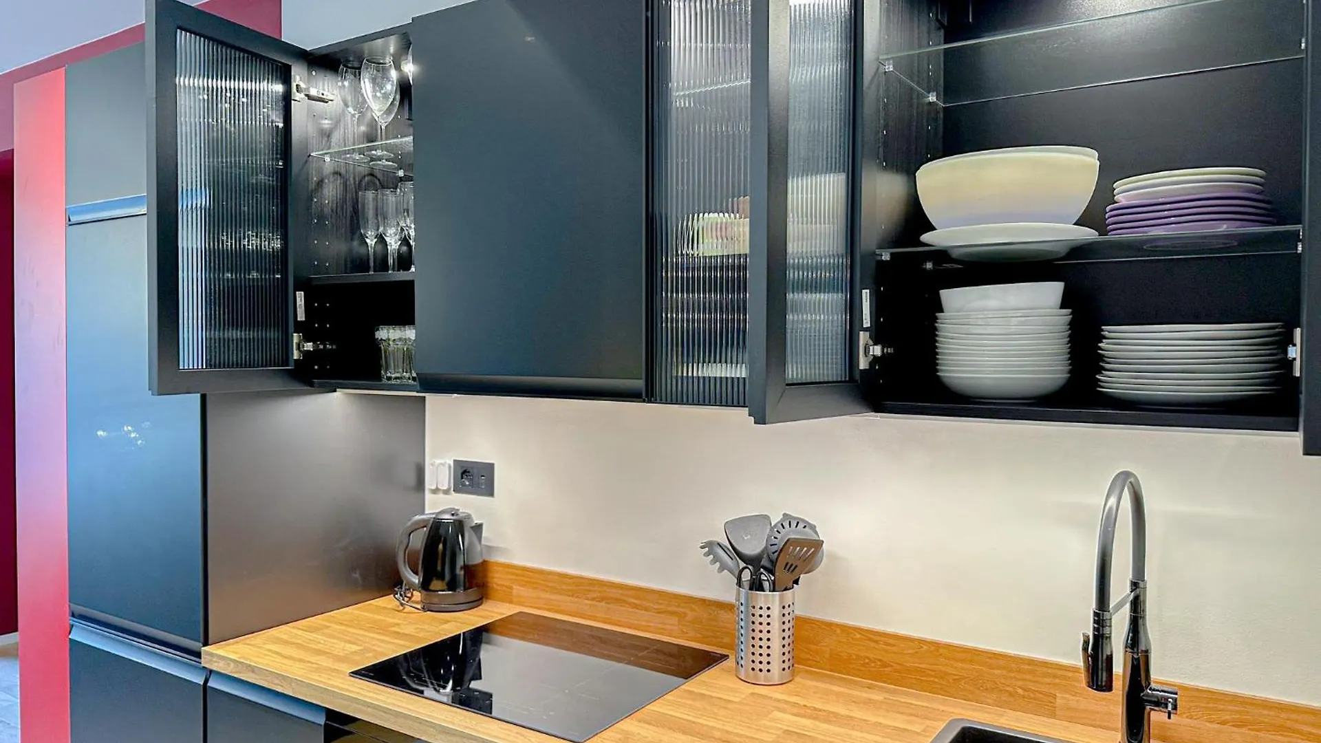 Ausonio Urban Suite - 3 Min Dal Naviglio Milan 0*,