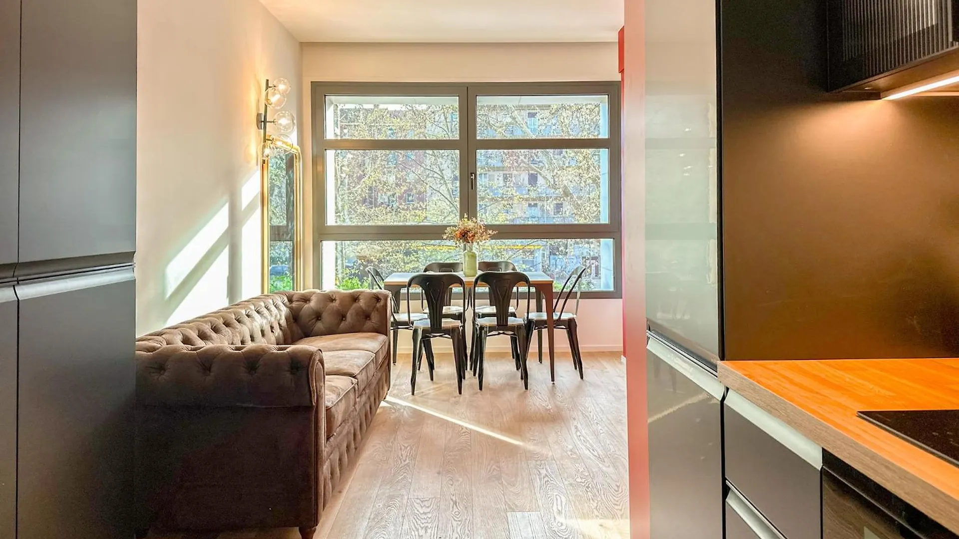 Ausonio Urban Suite - 3 Min Dal Naviglio Milano 0*,  Italien