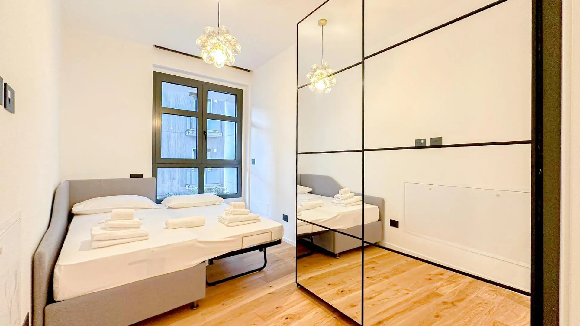 Lägenhet Ausonio Urban Suite - 3 Min Dal Naviglio Milano
